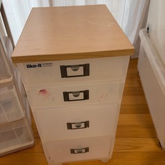 取引中　　
衣装ケースなどの画像