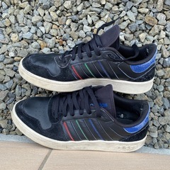 adidas シューズ スニーカー 26.5cmの画像