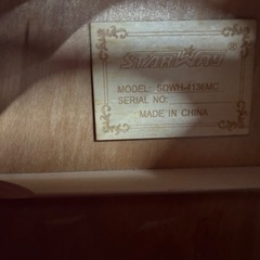 ①アコースティックギターの画像