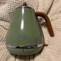De'Longhi (デロンギ) 電気ケトルの画像