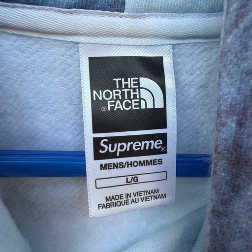 Supreme ノースフェイスコラボパーカー  シュプリーム