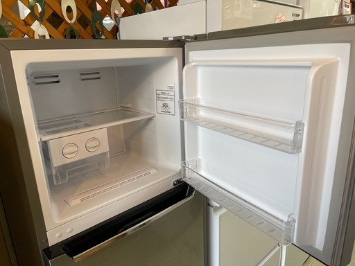 Hisense 227L2ドア冷蔵庫 HR-R2302 2021年製 中古