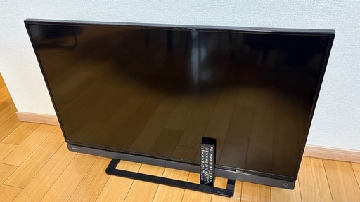 40型テレビ　TOSHIBA REGZA