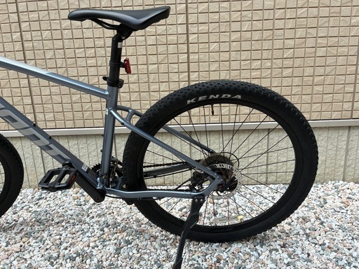 お話し中　
GIANT  TALON 2  マウンテンバイク