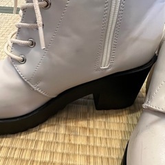 ラブトキシック　ショートブーツの画像