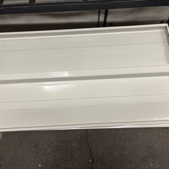 タクボ物置　棚板2枚　金具８個付きの画像