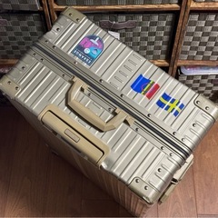 【ジャンク】NeoKeepr アルミスーツケース 約87L（キャスター欠損）の画像