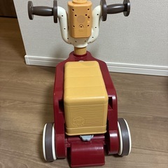 くまのプーさん おしゃべりウォーカーライダーの画像