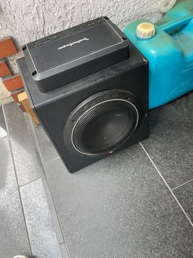 ロックフォードアンプとウーハーボックス値下げ