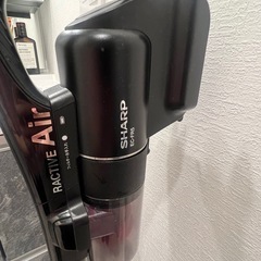 SHARP2021年度版ステック掃除機の画像