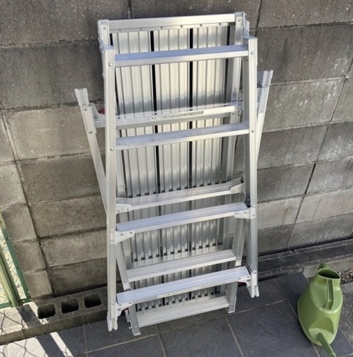 足場台　脚伸びます！　長谷川工業DRSW-1200c