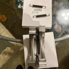 ホンダ　DIO  ブレーキシュー前後(新品未使用)の画像