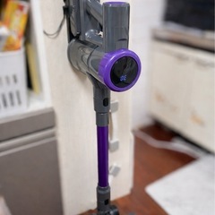 【新品】コードレス掃除機　2枚目の写真見て下さい！の画像