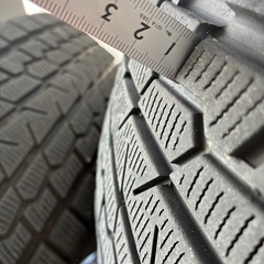 225/65R17 スタッドレス 4本セット ヨコハマタイヤ レオニスvx ウェッズの画像