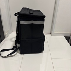 Uber eats 配達用バッグの画像