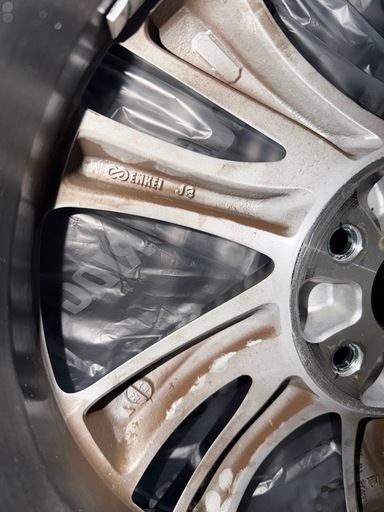 wrx s4 純正ホイール