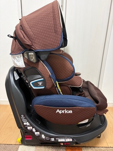 アップリカ チャイルドシート フラディア グロウ ISOFIX 360°セーフティー プレミアム チョコレートブラウン