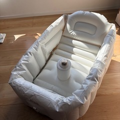 【値下げ】リッチェル　ふかふかベビーバスの画像