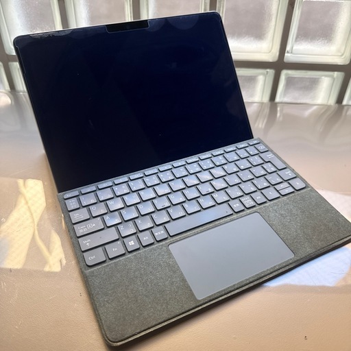 パソコン Surface Go 2