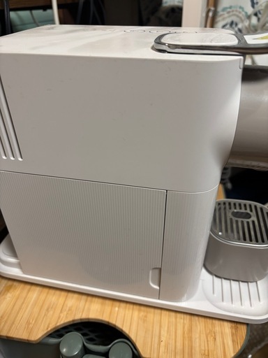 Nespresso ラティシマ・ワン F111-WH-W カプセルコーヒーメーカー 
