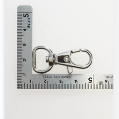 ナスカン 尾内径12mm 10個入り JPC0110-12 ナスカン ハイクオリティ  ■ まとめ買い 卸 業務用 問屋 お徳用 作家 バッグ カバン 金具 フック ゴールド シルバー ブラック キーホルダー パーツ 持ち手 ショルダー 回転 クリップ DIY ハンドメイド 手芸 手作りの画像