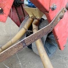 農具 手押し肥料撒き機の画像