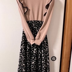 pumpkin port ドッキングワンピースフリル袖 ベージュ＆黒【美品】の画像