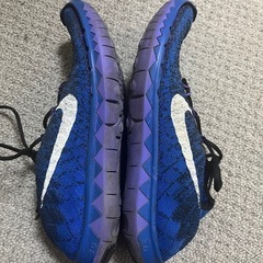 NIKE ナイキスポーツシューズの画像