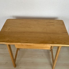 木製　学習机の画像