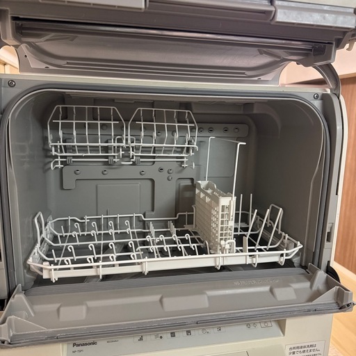 【最終値下げ】工事不要　Panasonic 食器洗い乾燥機　 NP-TSP 2021年製