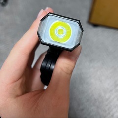 自転車ライト。キャットアイの画像