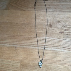 お花のモチーフのネックレス♩の画像