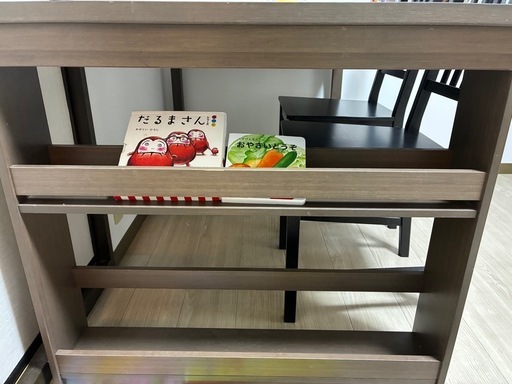 3/9のみ　 IKEA テーブル　椅子