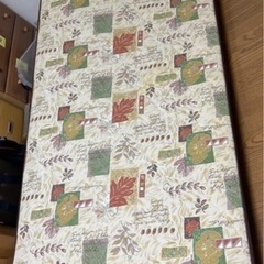 無料！マットレス　シングル　しっかりした物です！こちらで譲って頂きましたが厚みが思っていたものと違い、どなたかもらってくださいm(_ _)mの画像