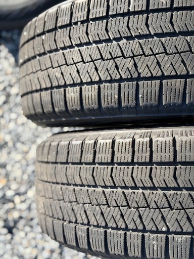 205/60r16スタッドレス