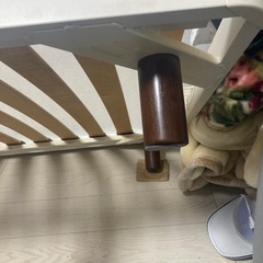 無印のベッド下の骨組みの画像