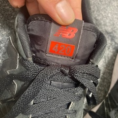 ニューバランススニーカーの画像