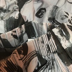 モスキーノチープアンドシックスカートの画像