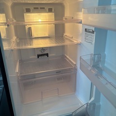 三菱冷蔵庫
256l 黒の画像