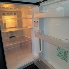 三菱冷蔵庫
256l 黒の画像