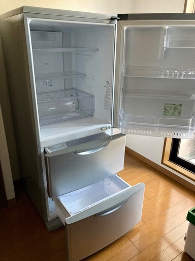 AQUA　冷凍冷蔵庫 264L