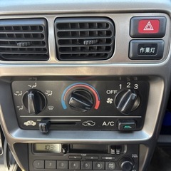 軽トラックの画像