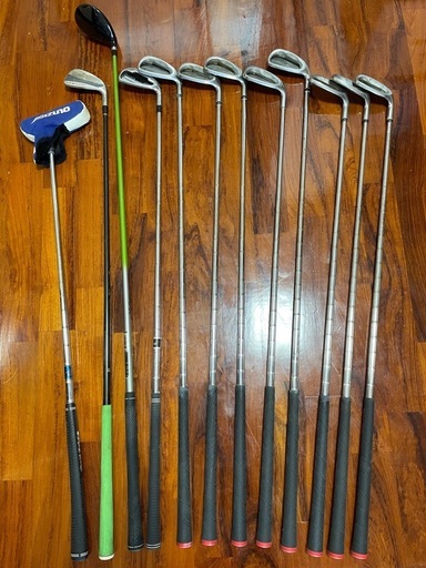 ゴルフクラブセット SRIXONキャディバッグ付き