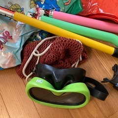 海水浴 水中メガネ シュノーケル うきわ 浮き輪の画像