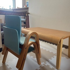 ベビー用テーブル椅子セットの画像