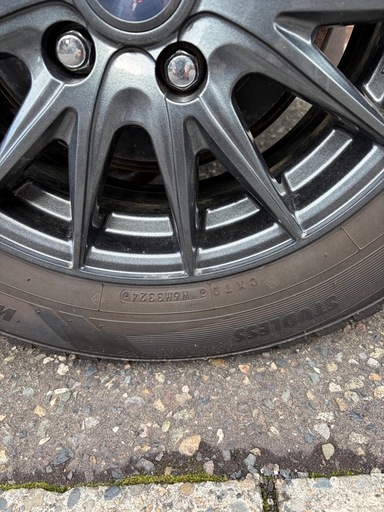 スタッドレス 175/80R15 トーヨーアルミ付4本 山多い