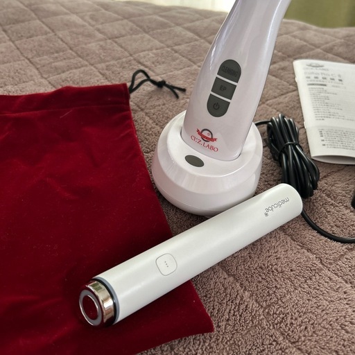 ほぼ新品、シーズラボ
美顔器
