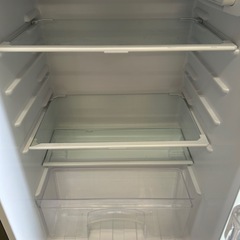 シャープ2ドア冷凍冷蔵庫の画像