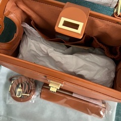 スターバックス　福袋　バッグ　ペンケースの画像