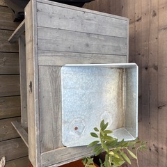 ガーデン向け作業台を格安での画像